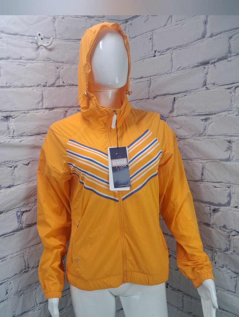 NWT LPGA Gallery Womens Lightweight Golf Jacket Hoodie Nylon Orange Medium / 100